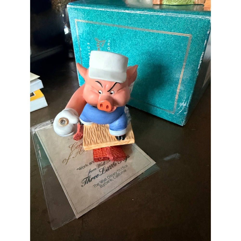 WDCC Three‎ Little Pigs Practical Fifer Fiddler Disney Set COA Lot of 2 READ - Picture 5 of 16